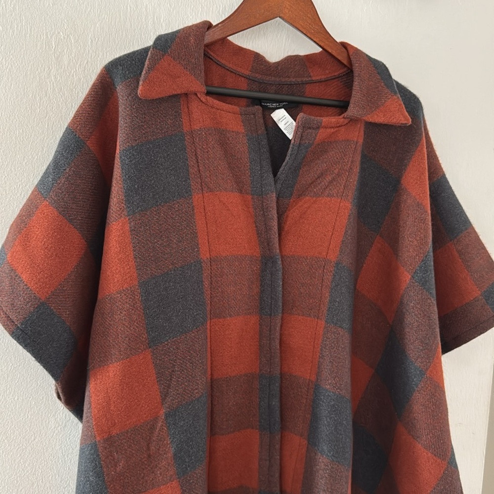 Marc New York Shawl Poncho Plaid Blanket Scarf one Size Snap Closure NEW - Picture 5 of 11